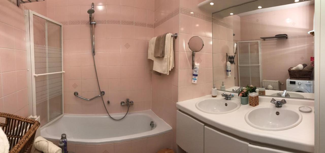 Lln Lodge Louvain-la-Neuve Eksteriør billede